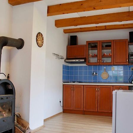 Cottage Near Slovakiaring Mihalfai Majer Buitenkant foto